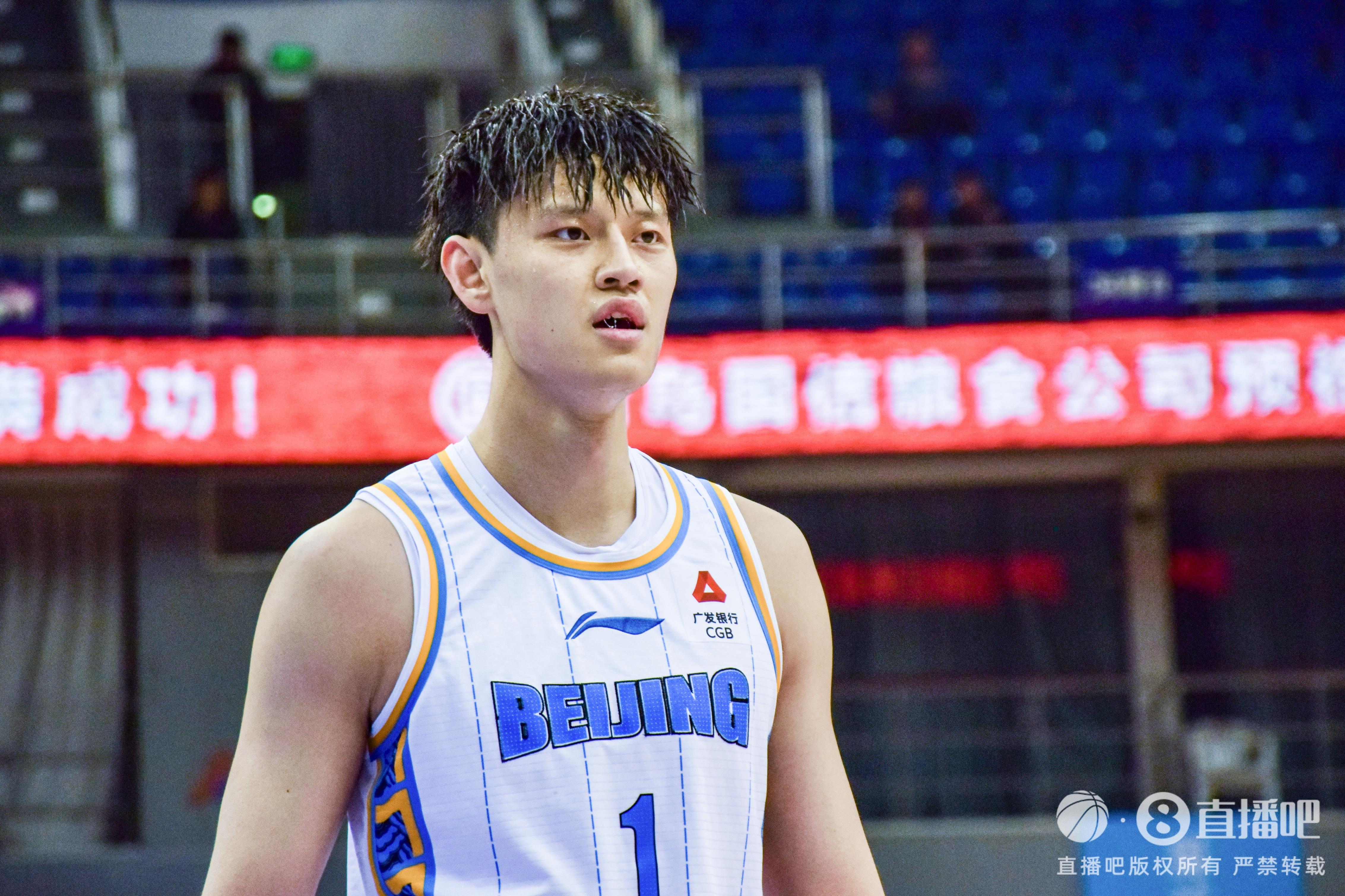 7次大帽相當炸裂！曾凡博替補砍16分7板7帽 大帽絕殺遼寧！